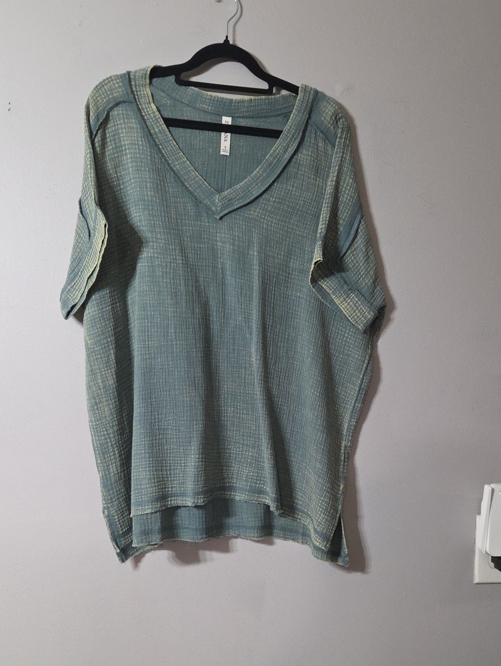Zenana Outfitters Sage Green Textured V-Neck Tunic